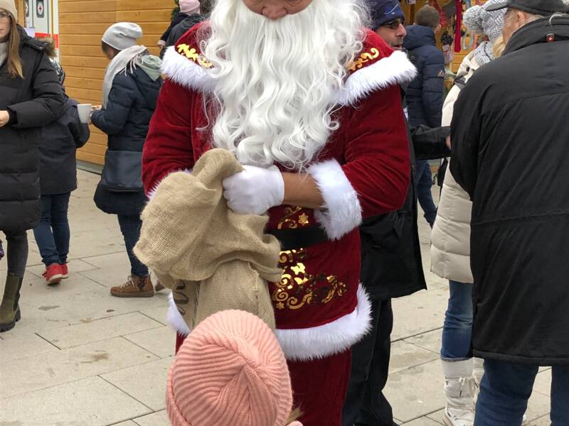 Nikolaus auf dem Marktplatz