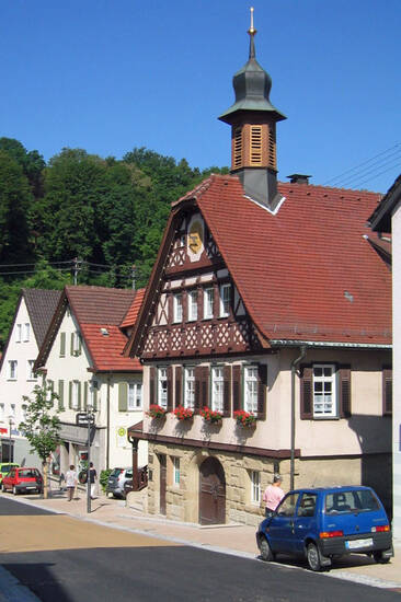 Ansicht des alten Rathauses im Ortsteil Neckarrems an der Dorfstraße