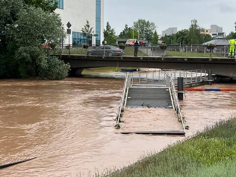 Hochwasser an der Remsbrücke